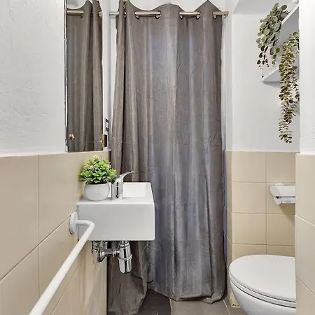Cozy Central Duomo Flat Milaan